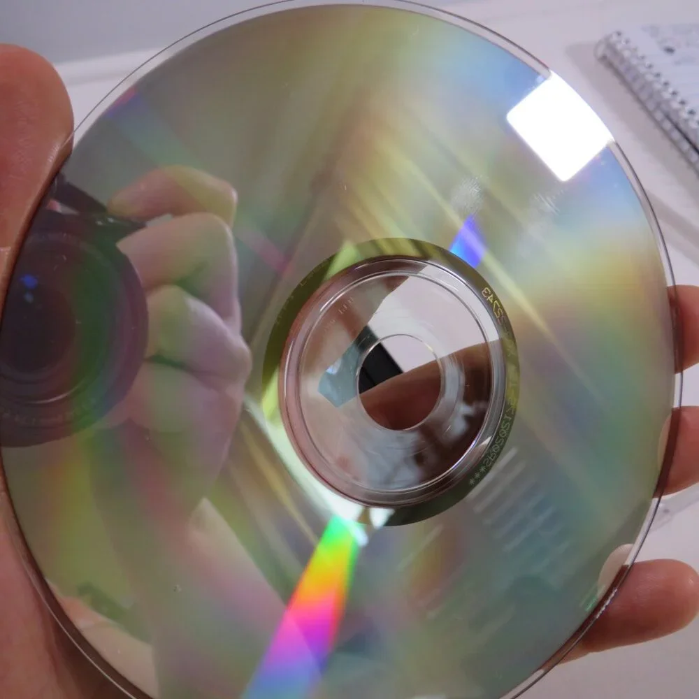 Microsoft Encarta 98 Encyclopedia Computer Game OUT OF DATE SOFTWARE (2 CDs)